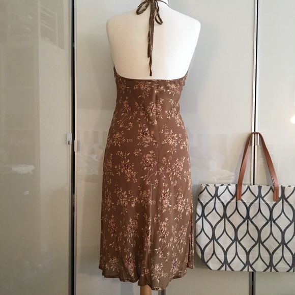 Guess collection shapely halter dress - Picture 3 of 5